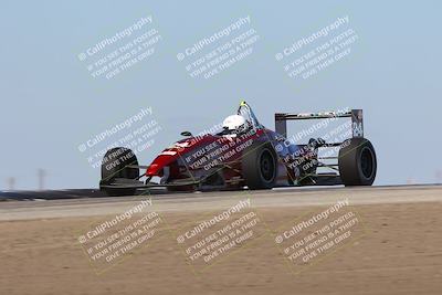 media/Oct-26-2025-CalClub SCCA (Sun) [[8ce1e69566]]/Group 3/Grapevine/